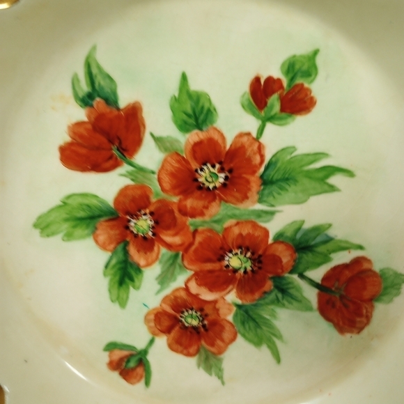 Vintage Mid Century  MCM Floral Square Ashtray with Gold Accents. - Picture 2 of 10